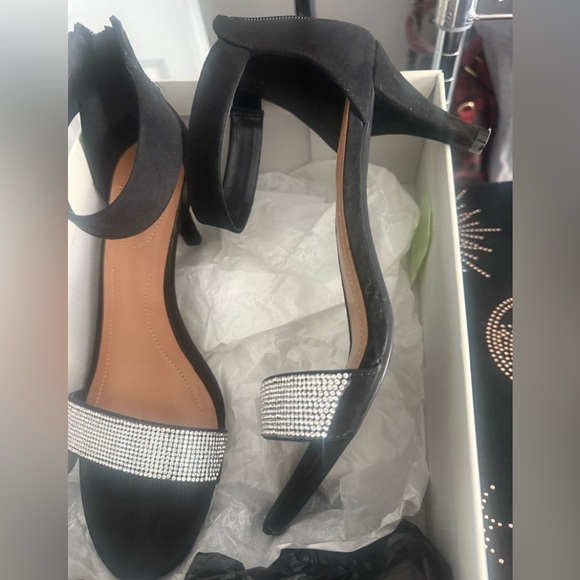 PHILLYIS BLACK/SILVER EVENING SHOES💞 - Picture 2 of 4